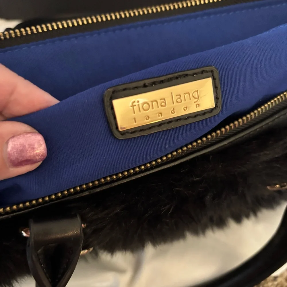 FIONA LANG Elegant Black Faux Fur Handbag - Picture 3 of 7